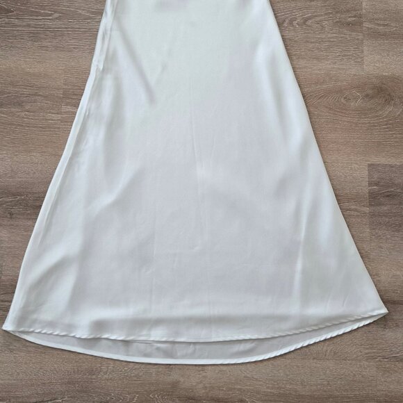 Line & Dot Kimi Dress Size Medium Feather Trim Satin MSRP $184 New Without Tags - Picture 14 of 17